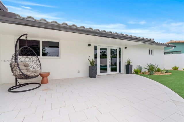 2 of 32 - 5900 Ne 21st Ave, Fort Lauderdale, FL