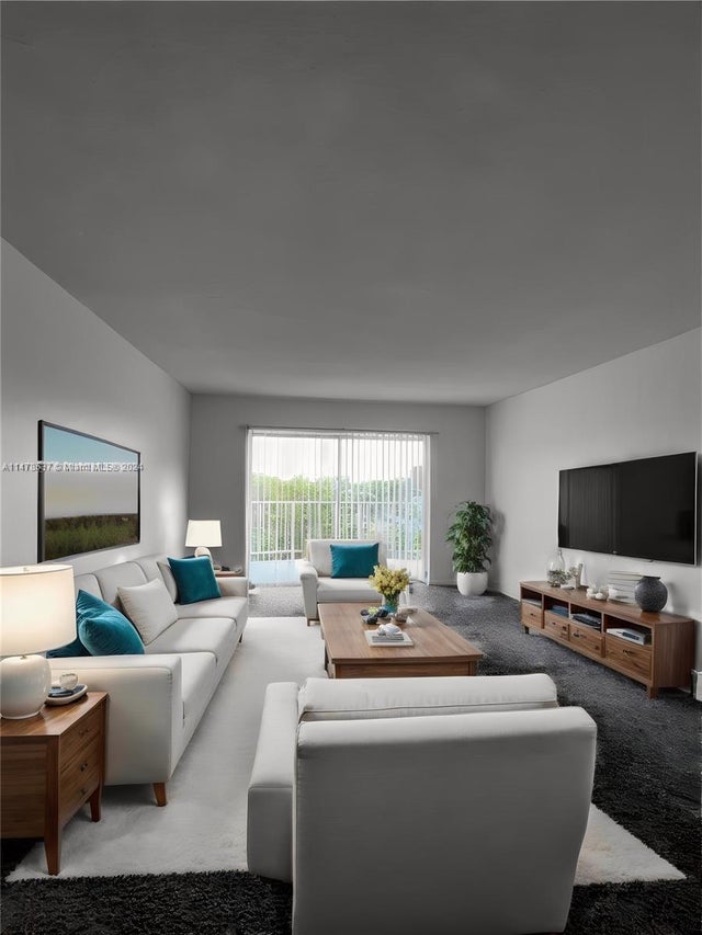 1 of 9 - 492 Nw 165th St Rd C-611, Miami, FL