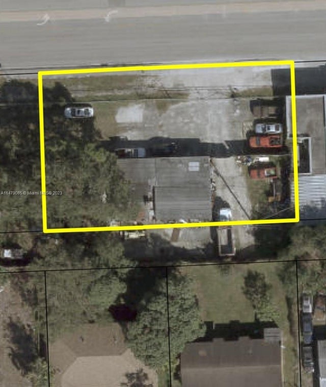 2 of 4 - 1878 Nw 95th St, Miami, FL