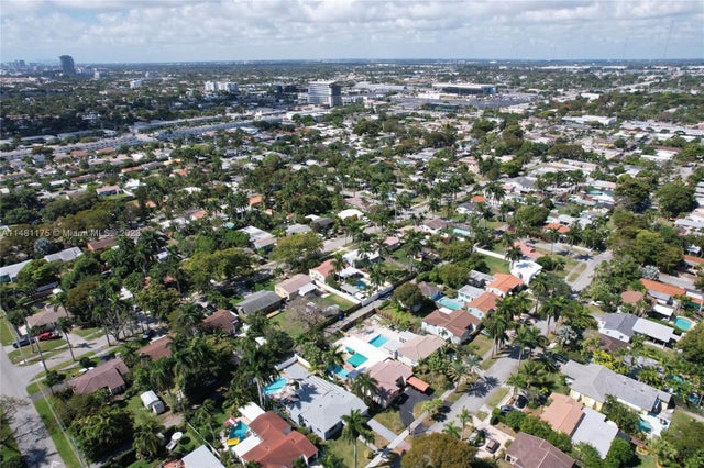 4 of 40 - 1516 Wiley St, Hollywood, FL