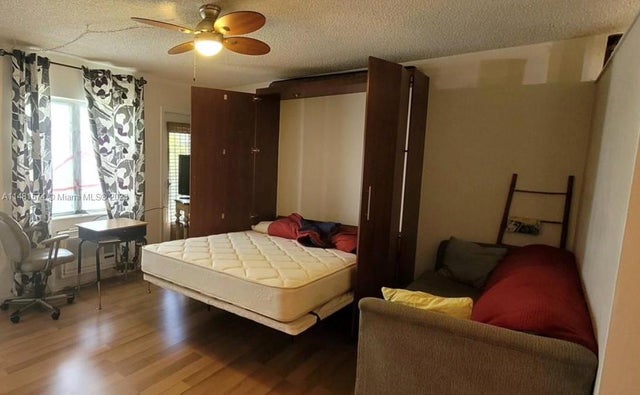 2 of 14 - 15610 Ne 6th Ave 24b, Miami, FL