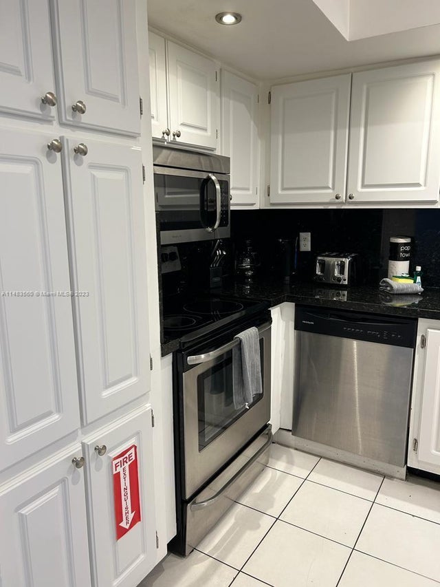 3 of 10 - 3901 S Ocean Dr 6s, Hollywood, FL