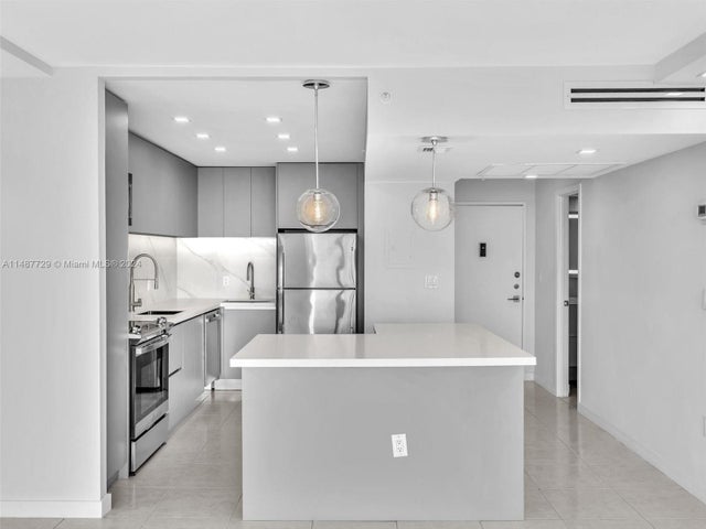 5 of 74 - 4101 Pine Tree Dr 621,620, Miami Beach, FL