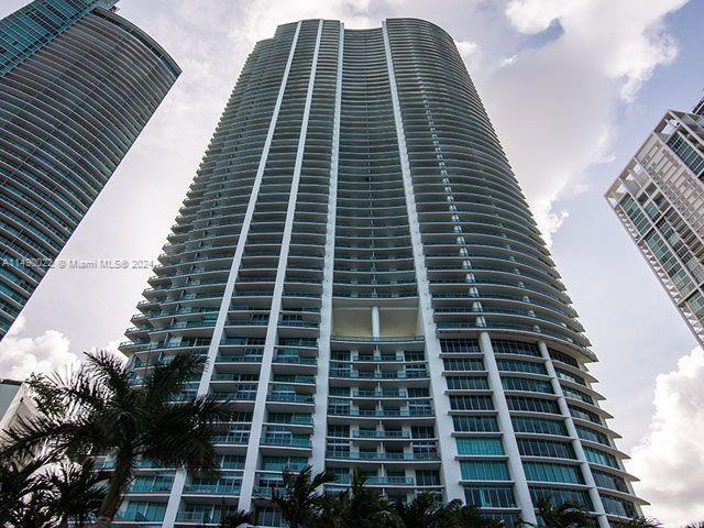 1 of 29 - 900 Biscayne Blvd 4904, Miami, FL