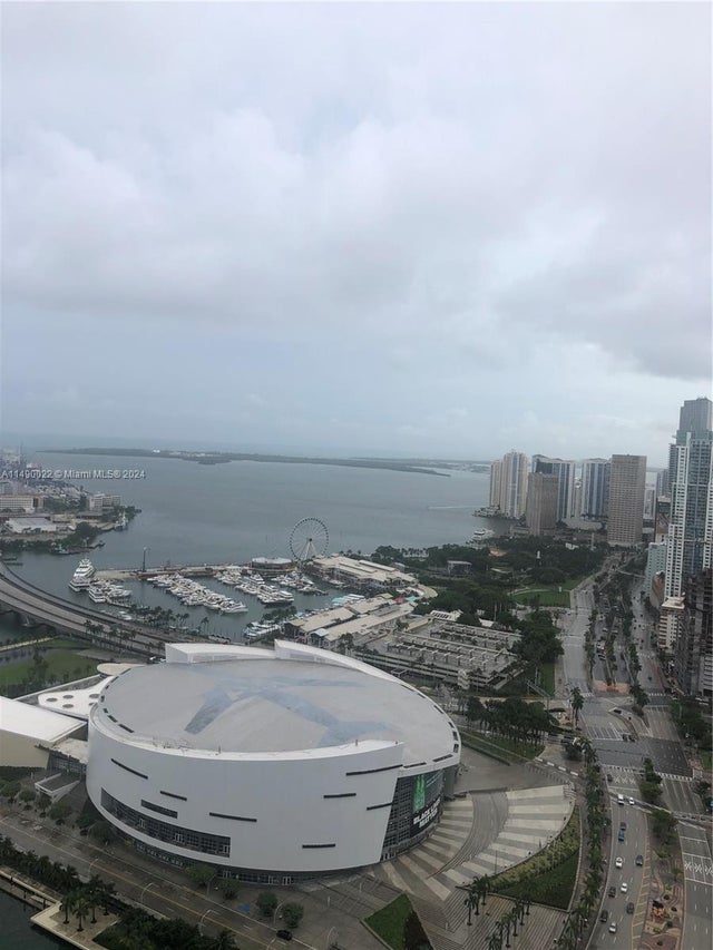 2 of 29 - 900 Biscayne Blvd 4904, Miami, FL