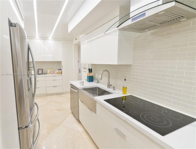 5 of 32 - 1850 S Ocean Dr 607, Hallandale Beach, FL