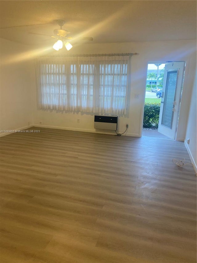 2 of 12 - 900 Atlantic Shores Blvd 108, Hallandale Beach, FL