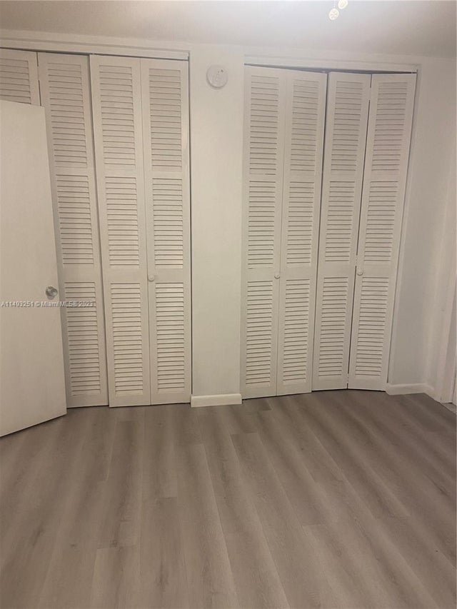 5 of 12 - 900 Atlantic Shores Blvd 108, Hallandale Beach, FL