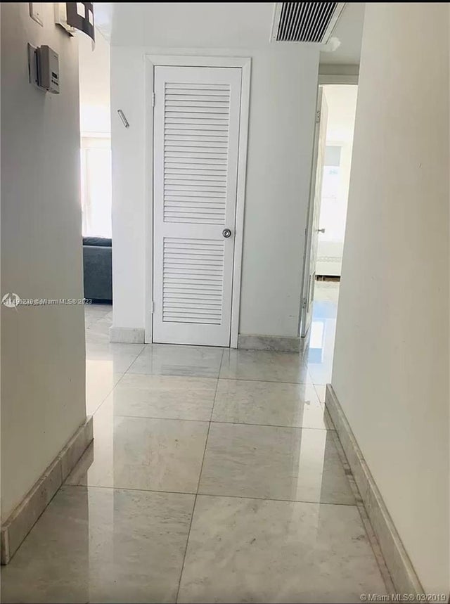 4 of 10 - 19380 Collins Ave 1423, Sunny Isles Beach, FL