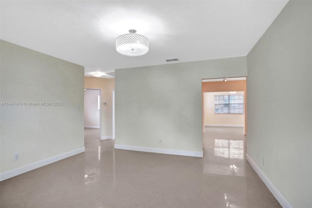 5 of 34 - 210 N 72nd Ave, Hollywood, FL