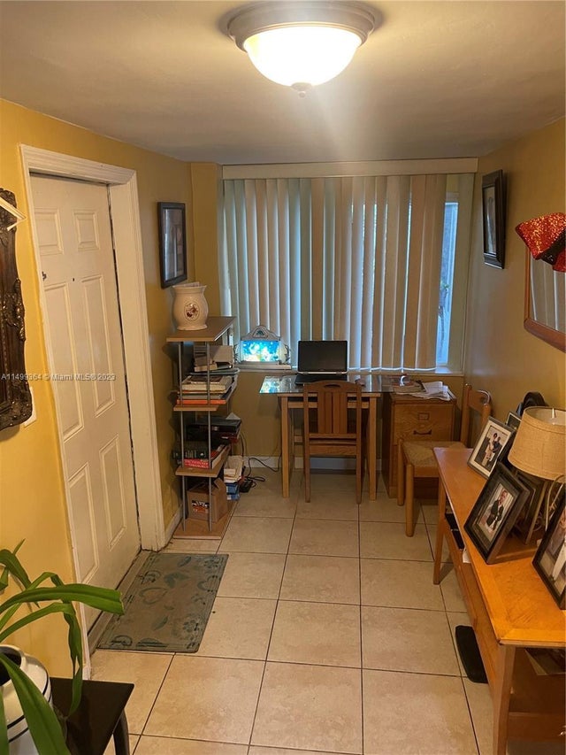 1 of 10 - 1540 Ne 176th St, North Miami Beach, FL