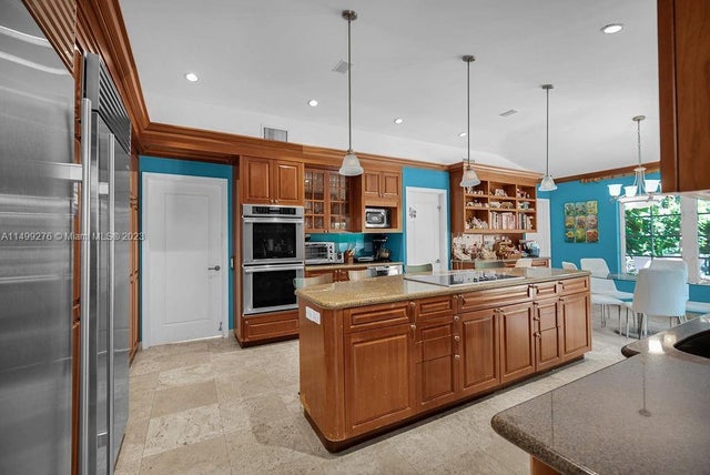 5 of 22 - 61 Camden Ct, Bal Harbour, FL