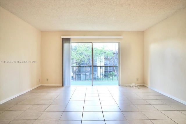 3 of 18 - 6001 N Falls Cir Dr 309, Lauderhill, FL