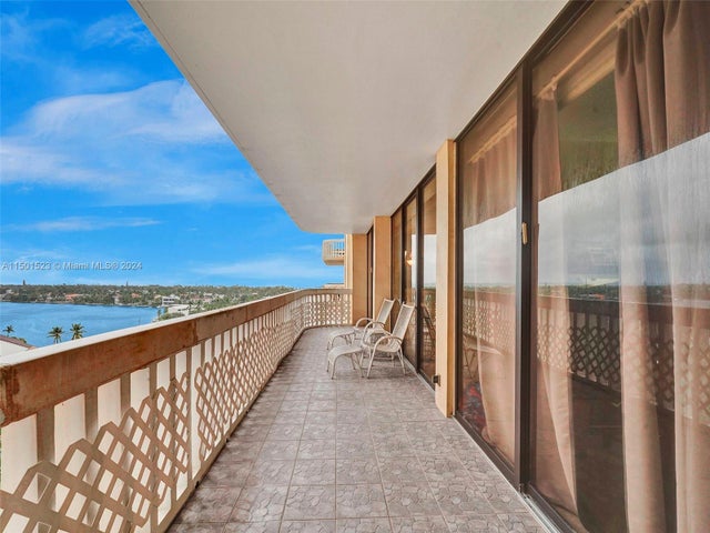 2 of 22 - 19355 Turnberry Way 8l, Aventura, FL