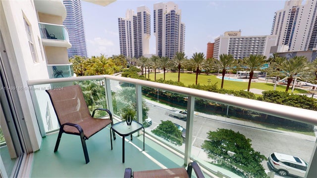 3 of 22 - 19370 Collins Ave 419, Sunny Isles Beach, FL