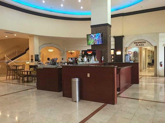 4 of 22 - 19201 Collins Av 432, Sunny Isles Beach, FL