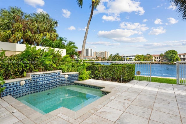 2 of 50 - 21305 Ne 38th Ave 56, Aventura, FL
