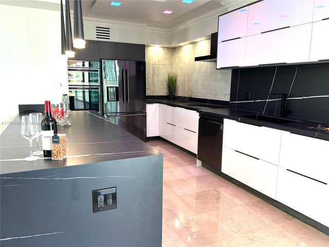 2 of 53 - 3370 Hidden Bay Dr 2415, Aventura, FL