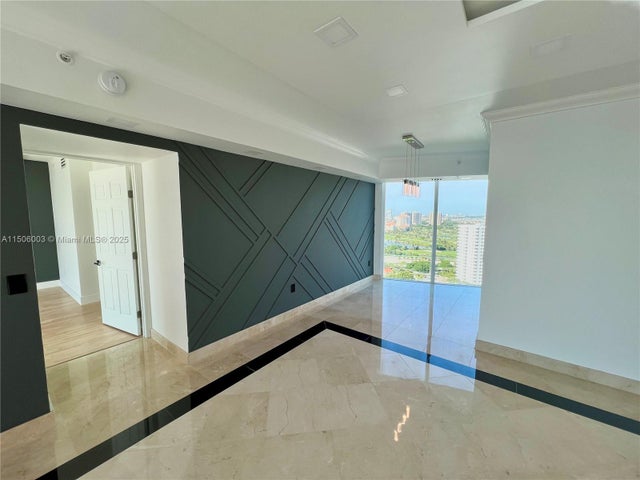 5 of 53 - 3370 Hidden Bay Dr 2415, Aventura, FL