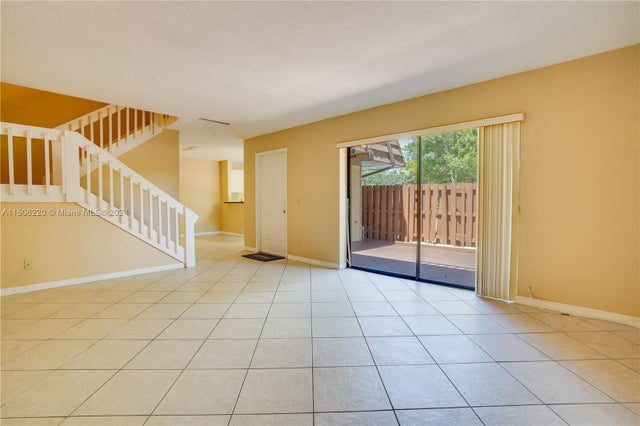 5 of 26 - 1458 N Lawnwood Cir 27c, Fort Pierce, FL