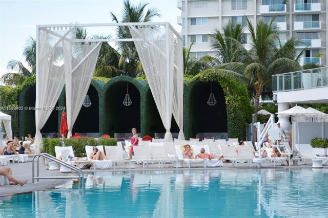 1 of 13 - 1100 West Ave 1220, Miami Beach, FL