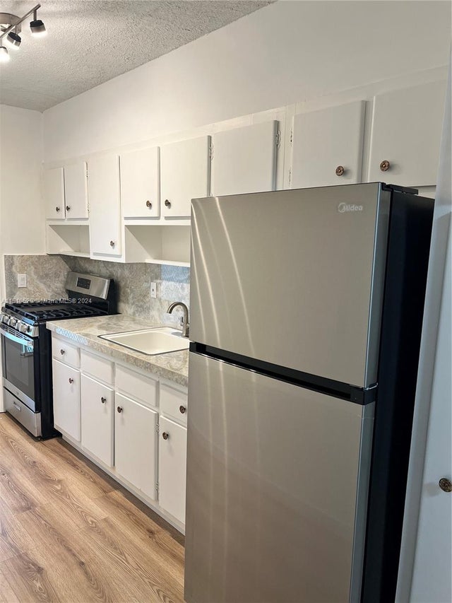 2 of 12 - 55 Nw 204th St 20, Miami Gardens, FL