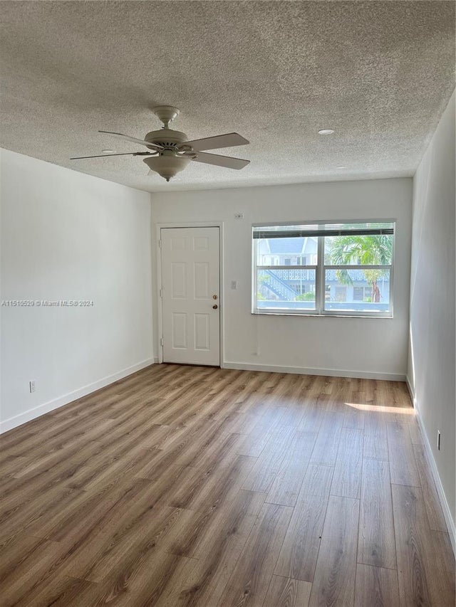 5 of 12 - 55 Nw 204th St 20, Miami Gardens, FL