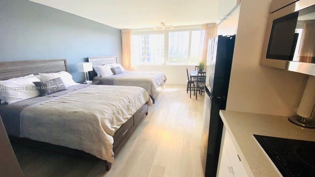 5 of 19 - 19201 Collins Ave 742, Sunny Isles Beach, FL