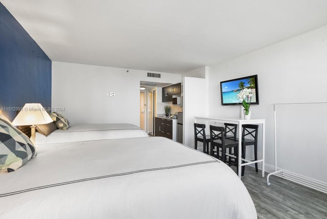 4 of 20 - 19201 Collins Ave 743, Sunny Isles Beach, FL