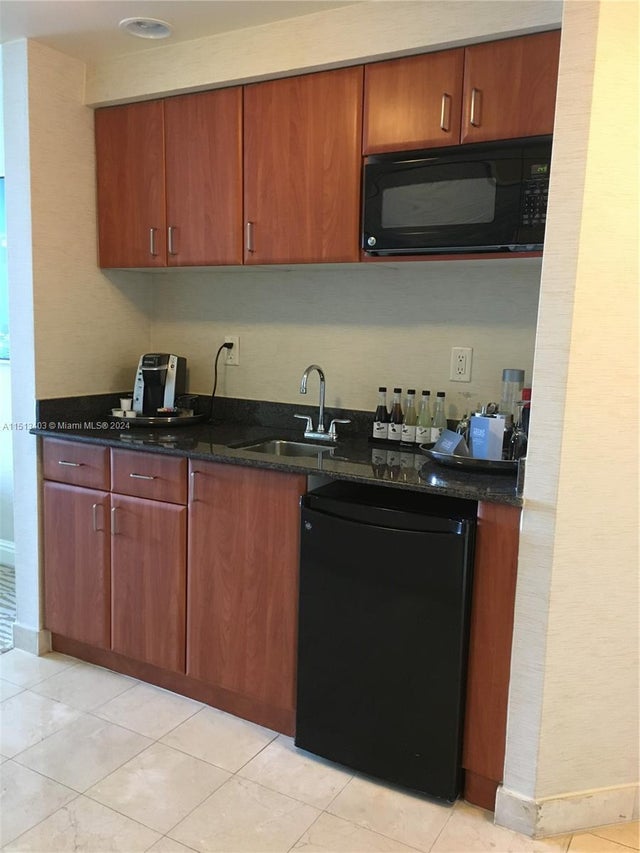 3 of 12 - 18001 Collins Ave 2306, Sunny Isles Beach, FL