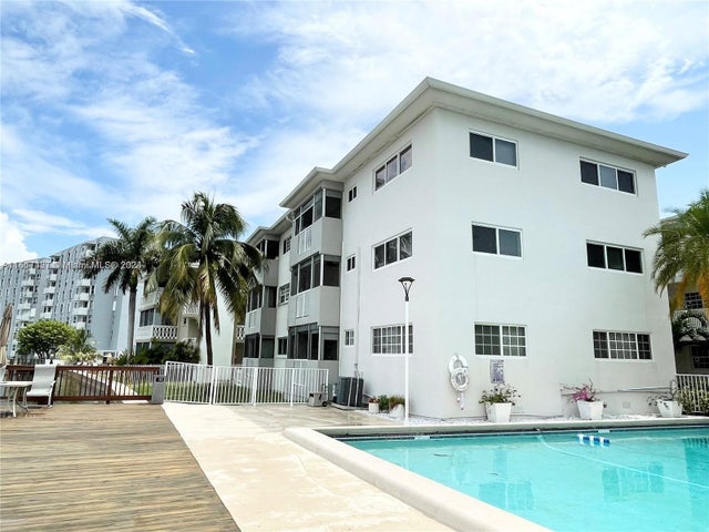 1 of 41 - N/A, Hallandale Beach, FL
