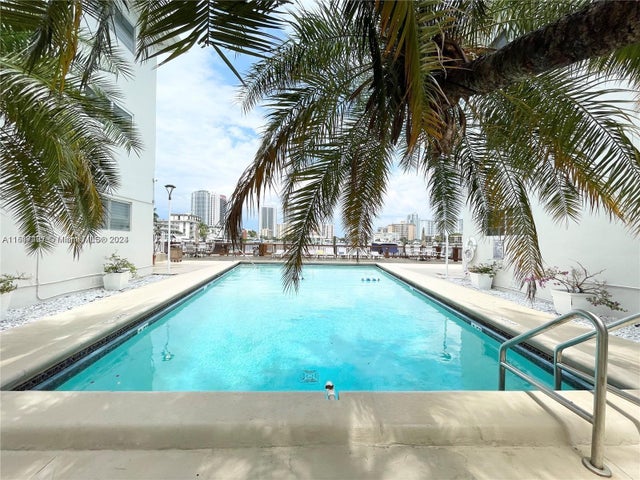 2 of 41 - N/A, Hallandale Beach, FL