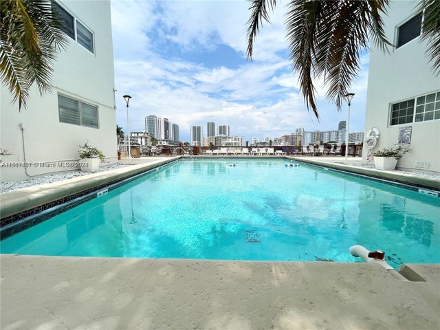 3 of 41 - N/A, Hallandale Beach, FL