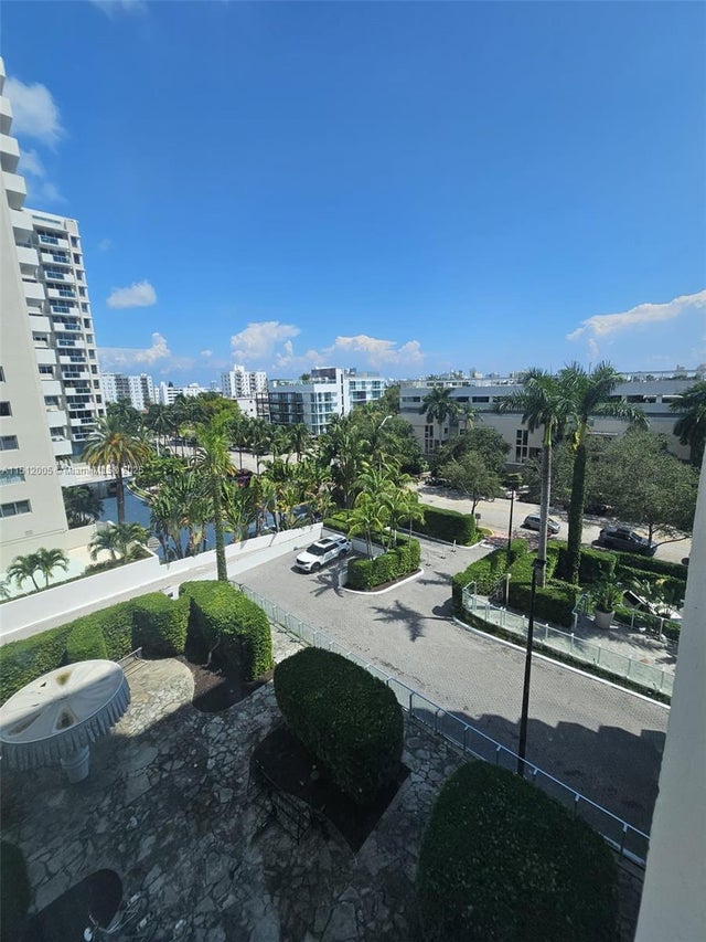 3 of 30 - 1100 West Ave 509, Miami Beach, FL