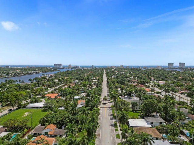 1 of 42 - 1342 Tyler St, Hollywood, FL