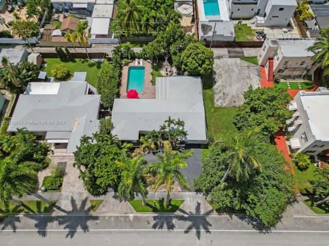 5 of 42 - 1342 Tyler St, Hollywood, FL