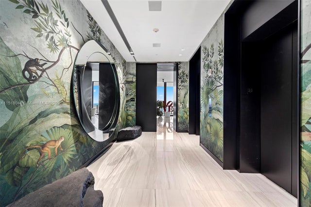 4 of 30 - 1000 Biscayne Blvd 5501, Miami, FL