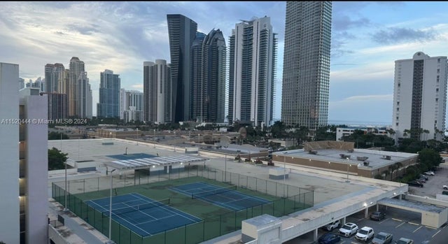1 of 17 - 16909 N Bay Rd 1009, Sunny Isles Beach, FL