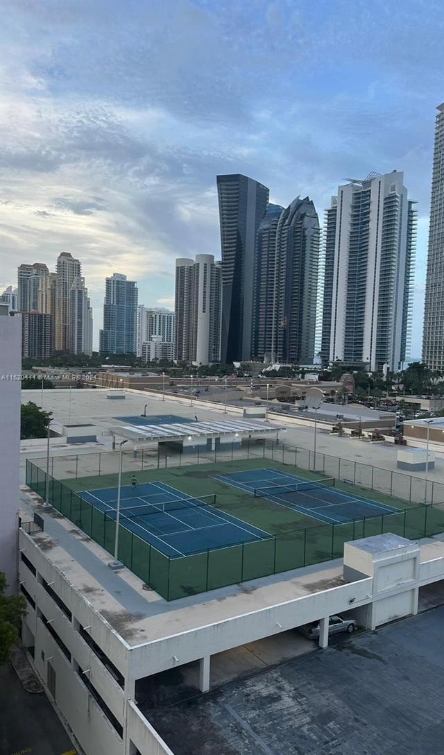 4 of 17 - 16909 N Bay Rd 1009, Sunny Isles Beach, FL