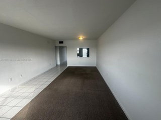 Photo of Listing #A11521169