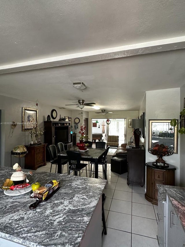 4 of 13 - 1450 Ne 117th St, Miami, FL