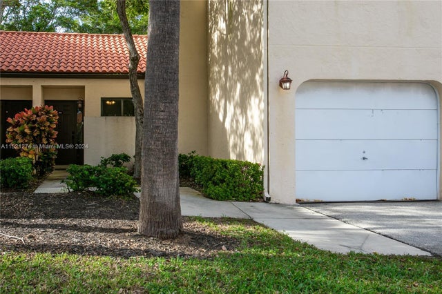 1 of 19 - 9 Via De Casas Sur 103, Boynton Beach, FL