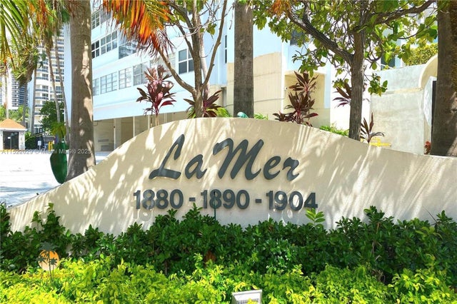 2 of 37 - 1904 S Ocean Dr 1401, Hallandale Beach, FL
