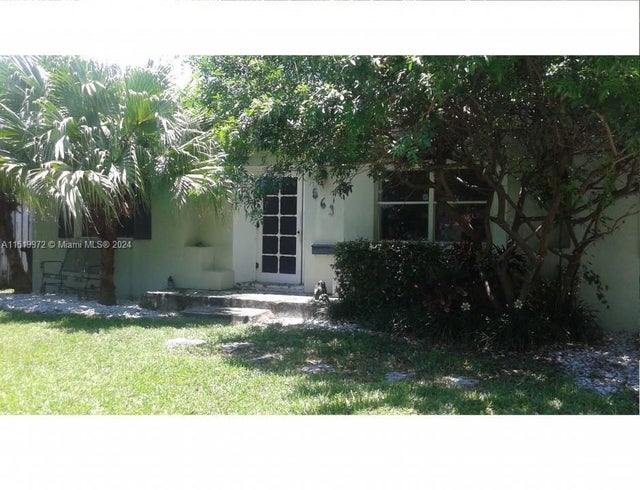 3 of 13 - 563 W 49th St, Miami Beach, FL