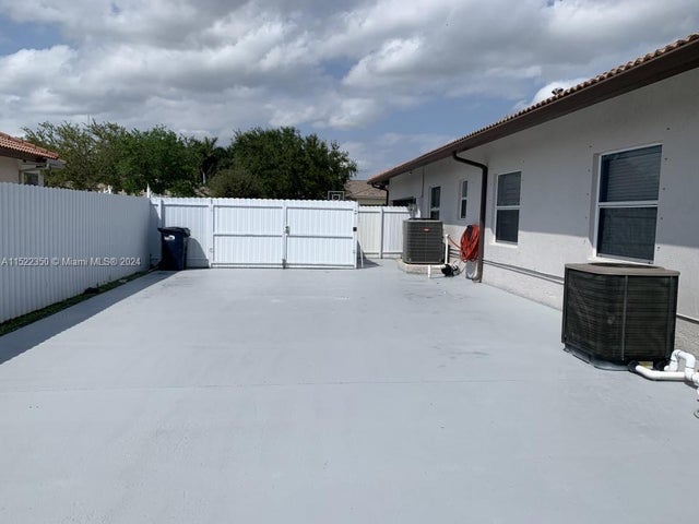 5 of 39 - 16344 Sw 275th Ter, Homestead, FL