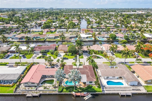 3 of 49 - 1466 Ne 57th Ct, Fort Lauderdale, FL