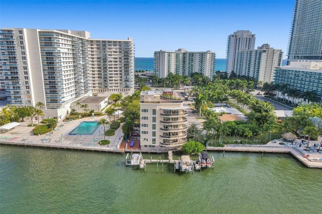 5 of 74 - 12 Seacrest Pkwy 3, Hollywood, FL