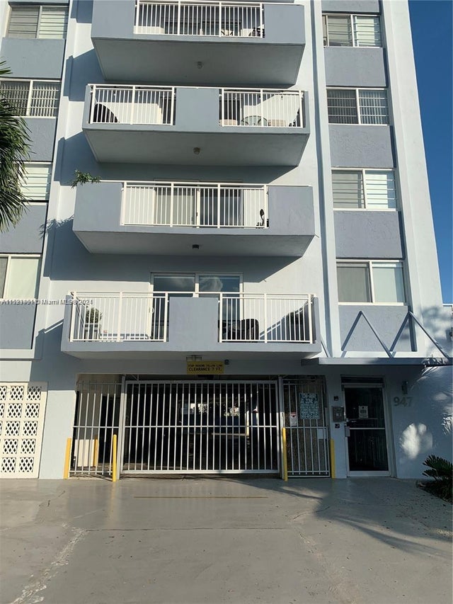 1 of 21 - 947 Lenox Ave 204, Miami Beach, FL