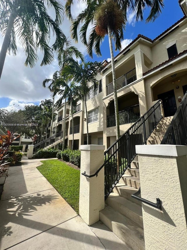 3 of 19 - 5940 W Sample Rd 304, Coral Springs, FL