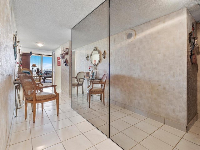 3 of 37 - 290 174th St 1809, Sunny Isles Beach, FL